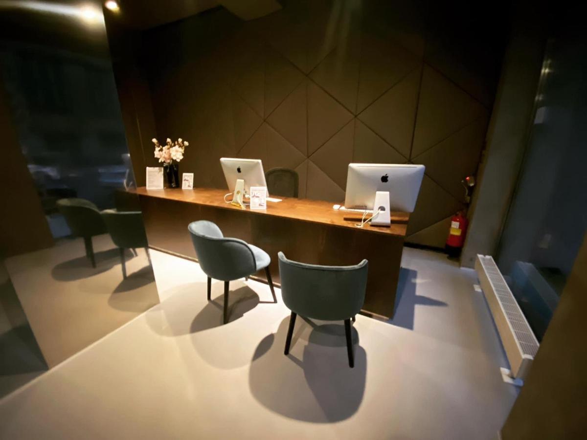 Moods Boutique Hotel Praha Bagian luar foto