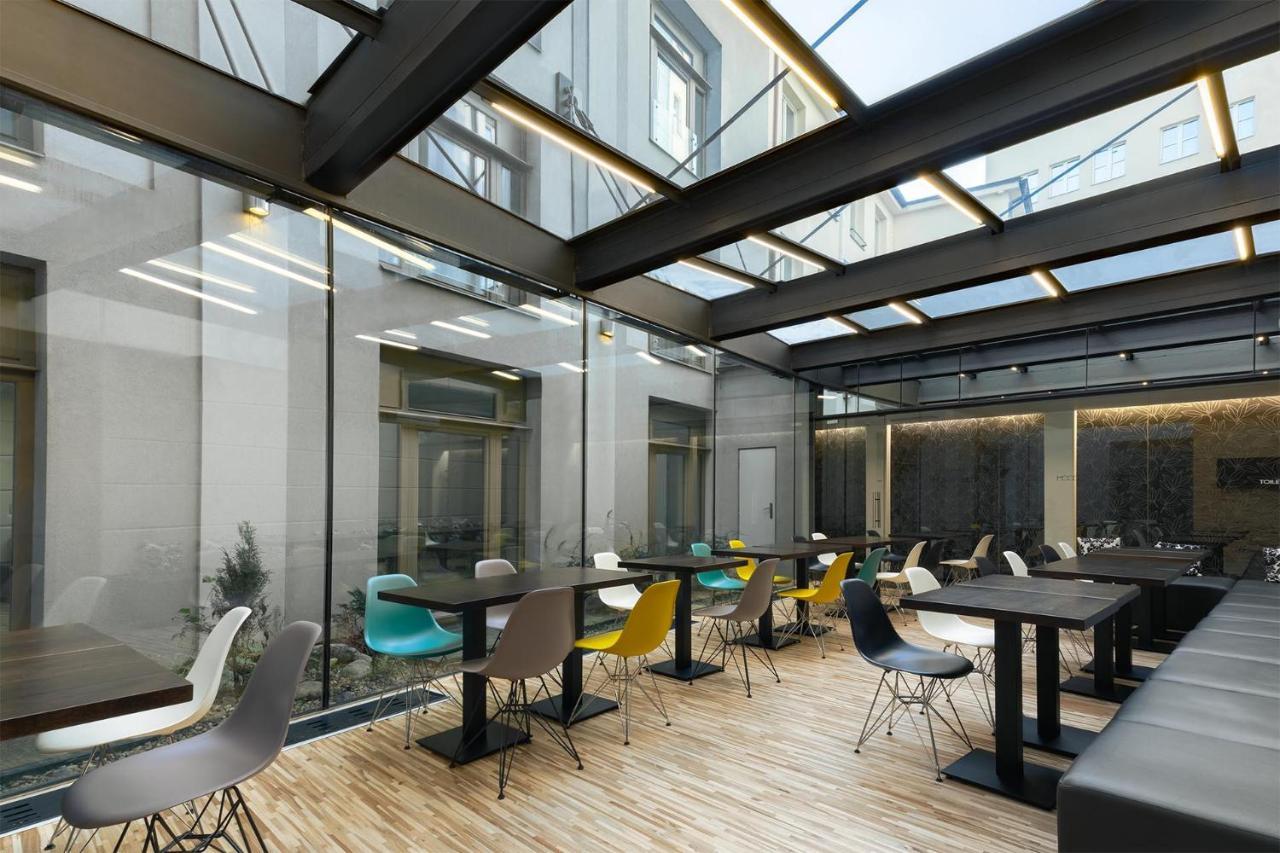 Moods Boutique Hotel Praha Bagian luar foto