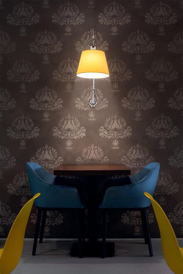 Moods Boutique Hotel Praha Bagian luar foto