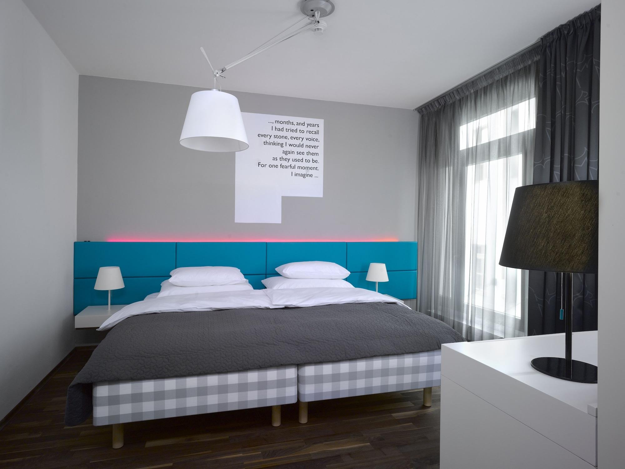 Moods Boutique Hotel Praha Bagian luar foto