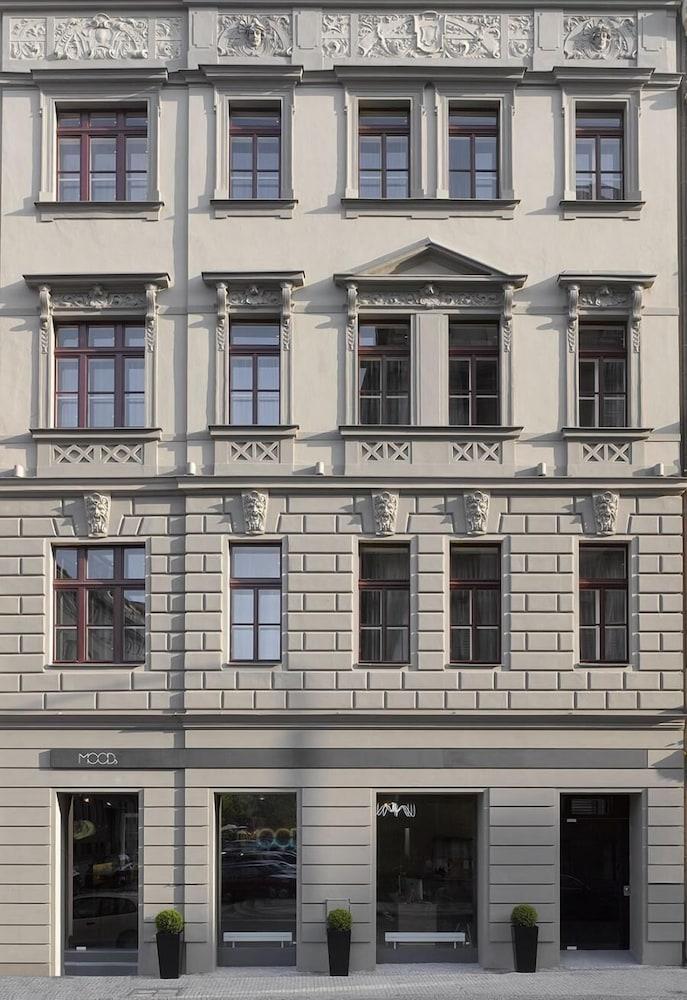 Moods Boutique Hotel Praha Bagian luar foto